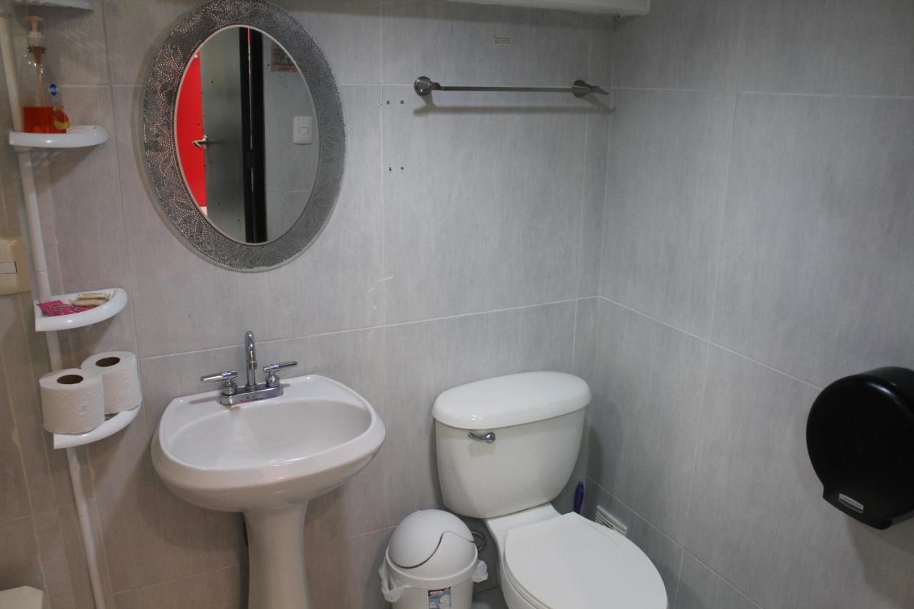 Htl & Suites Camino Real, Ubicacion, Parking, Facturamos Colima Luaran gambar